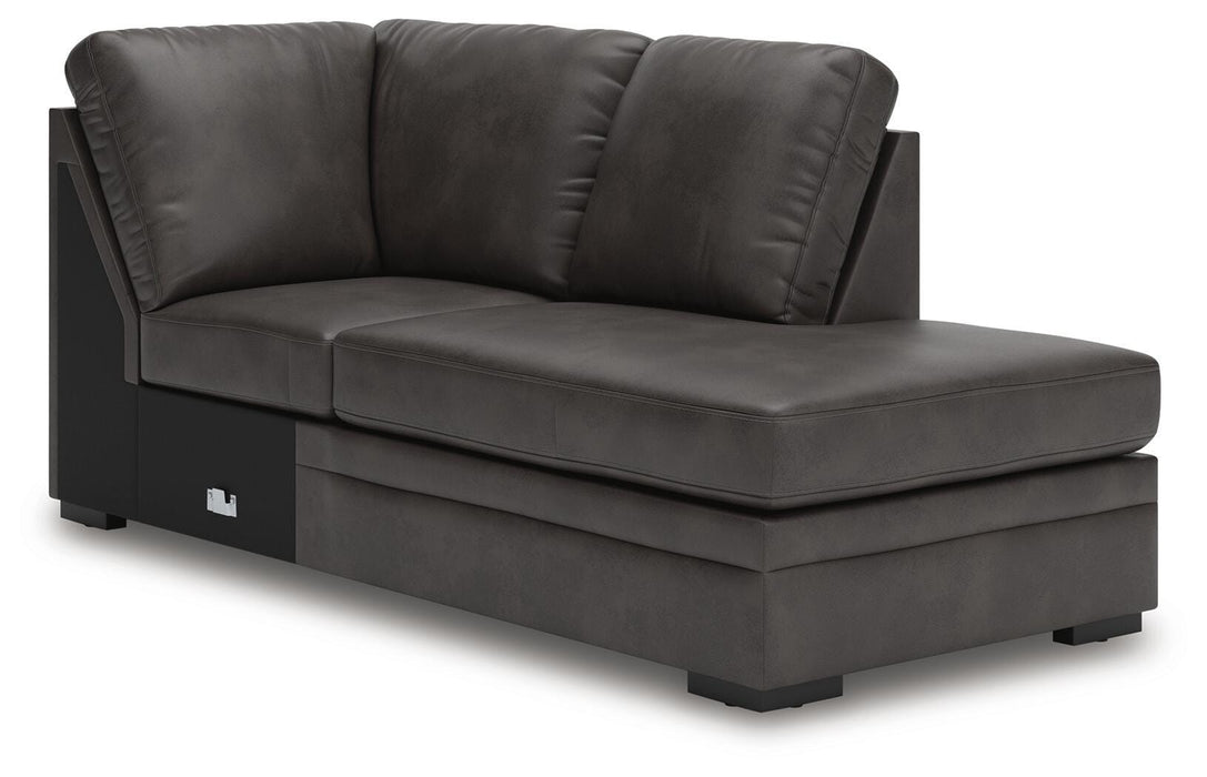 Lofton-Pike Sectional with Chaise - Jax Mattress (Jacksonville, FL)