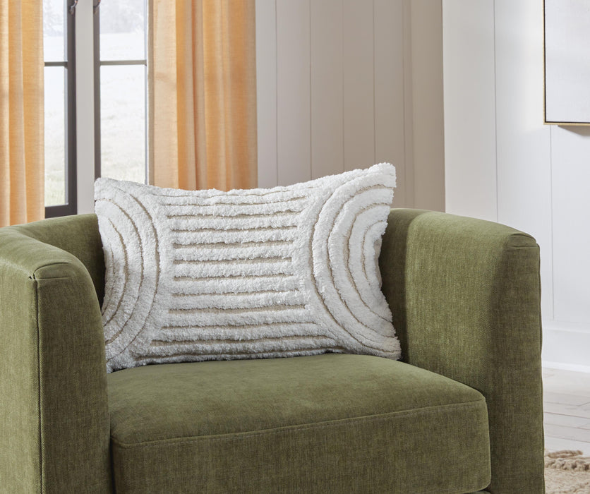 Farissen Pillow