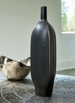 Rhaveney Vase - Jax Mattress (Jacksonville, FL)