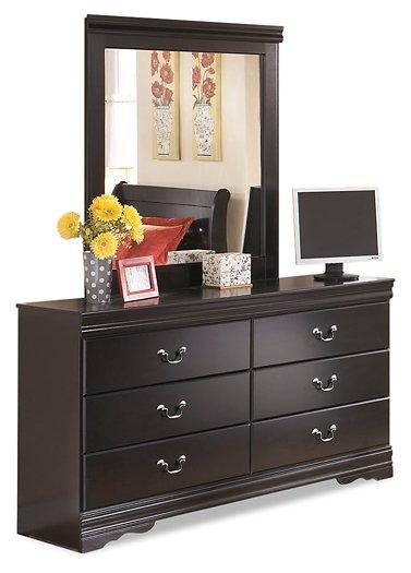 Huey Vineyard Dresser and Mirror - Jax Mattress (Jacksonville, FL)