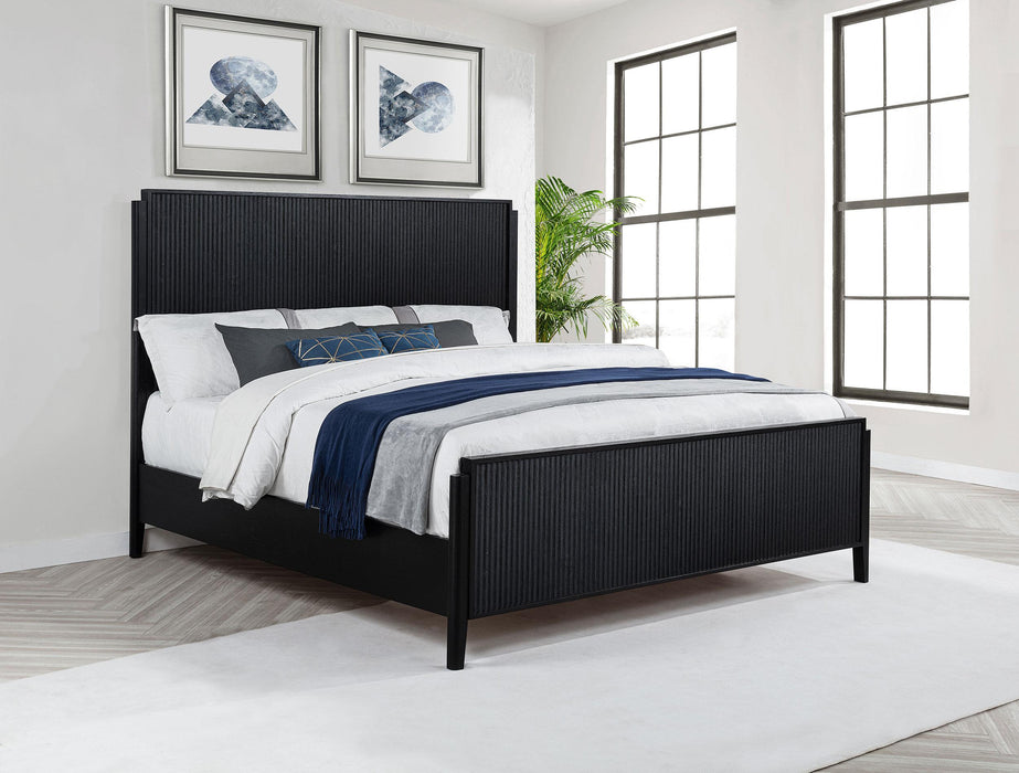 Brookmead Panel Bed