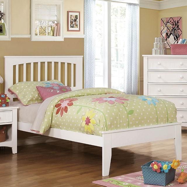 Pine Brook White Full Bed image