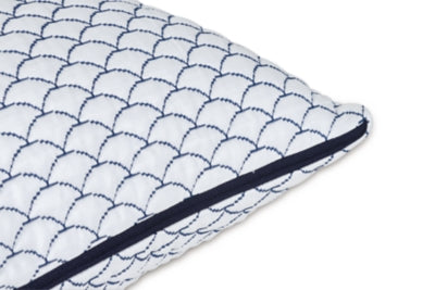 DreamCloudTM Classic / Pillow (Set of 4) - Jax Mattress (Jacksonville, FL)