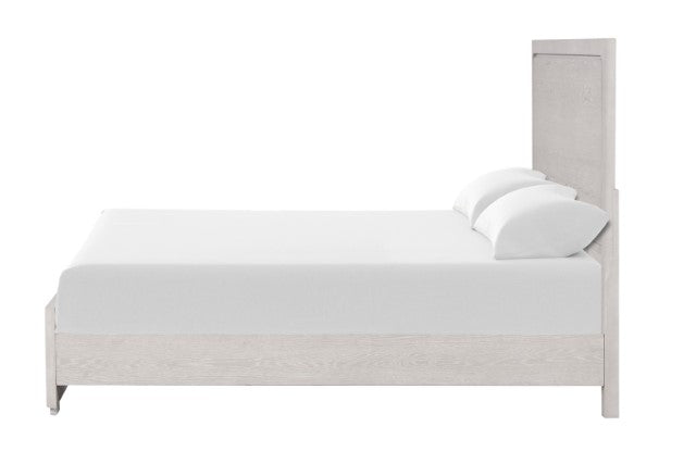Crowthorne E.King & Queen Bed Grey & White - Jax Mattress (Jacksonville, FL)